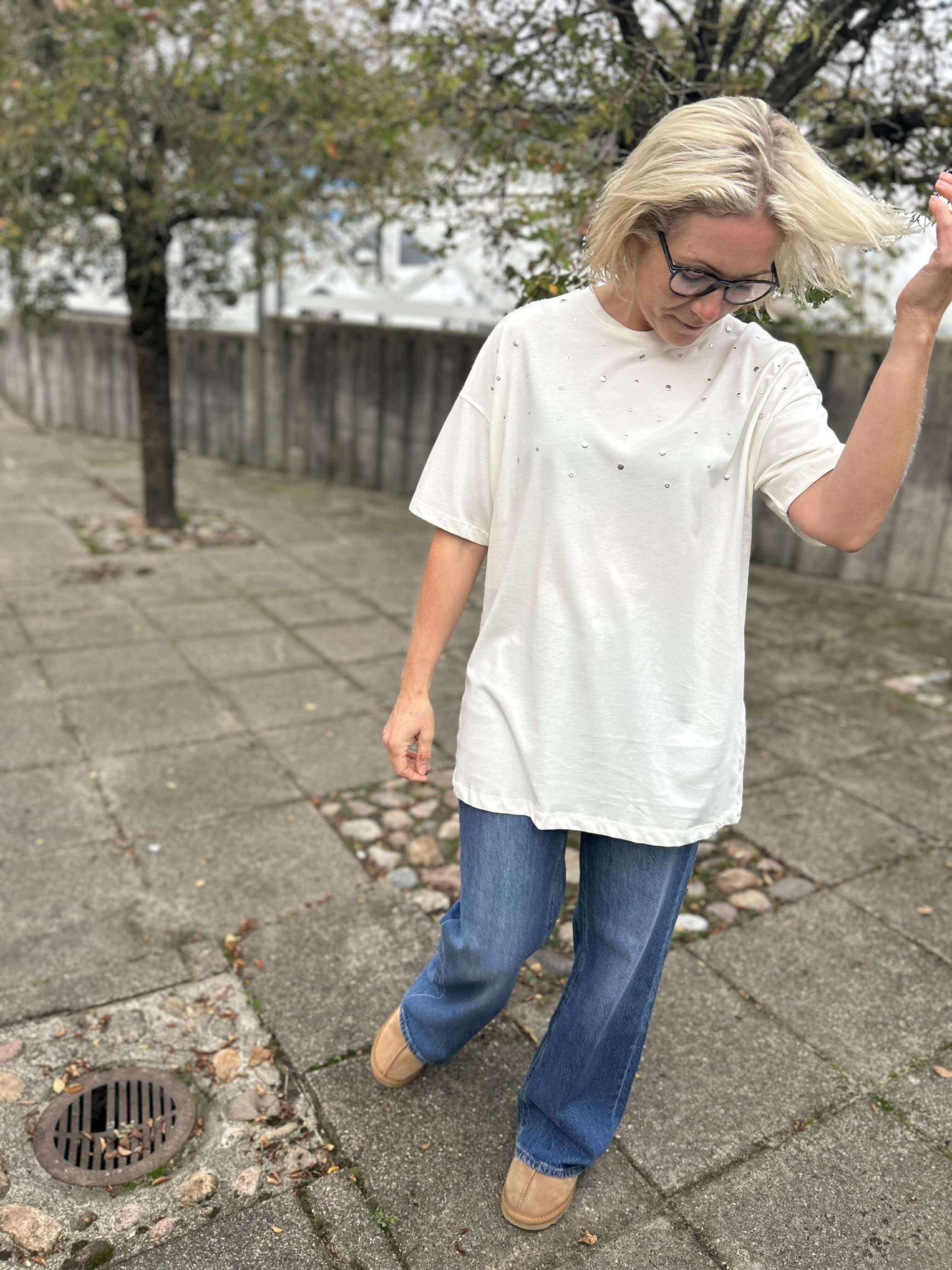 PCSKYLAR T-Shirt - Cloud Dancer